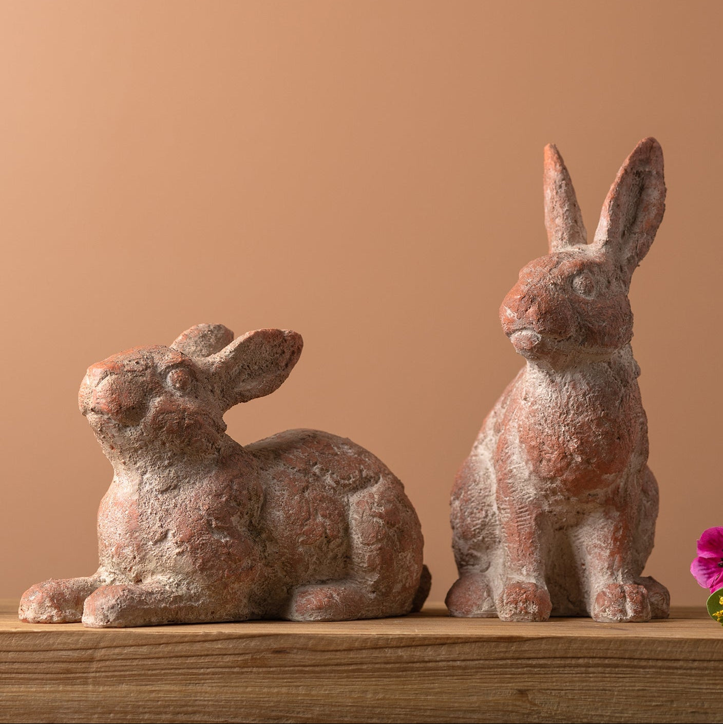 Distressed Garden Rabbit Statue Set of 2