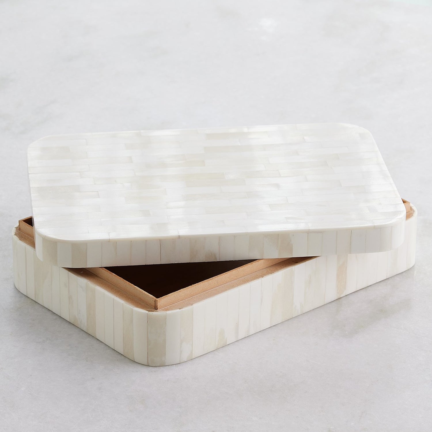 Global Views Super Ellipse Box