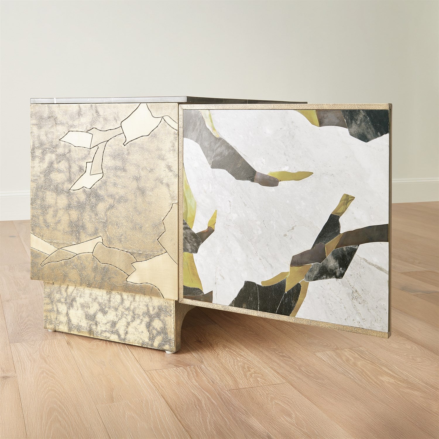 Global Views Inlay Chest