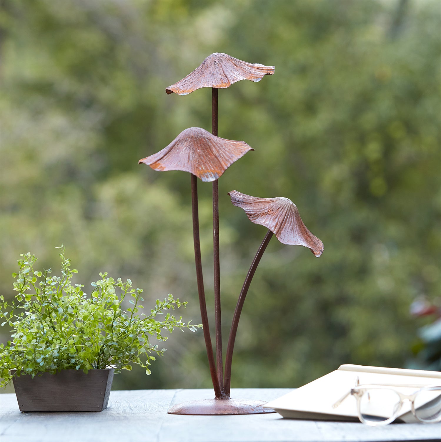 Bronze Metal Mushroom Garden Accent