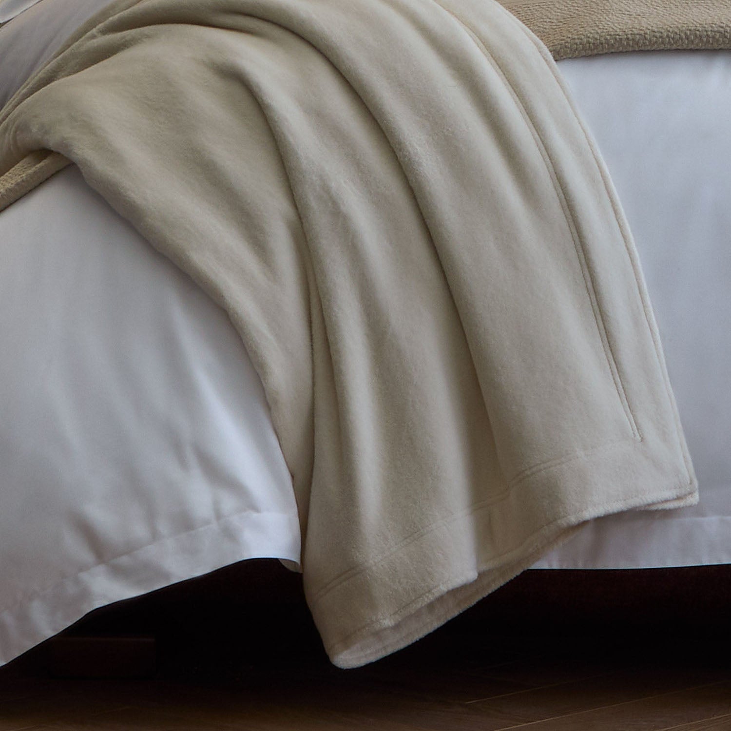 Peacock Alley All Seasons Framed Bed Blanket