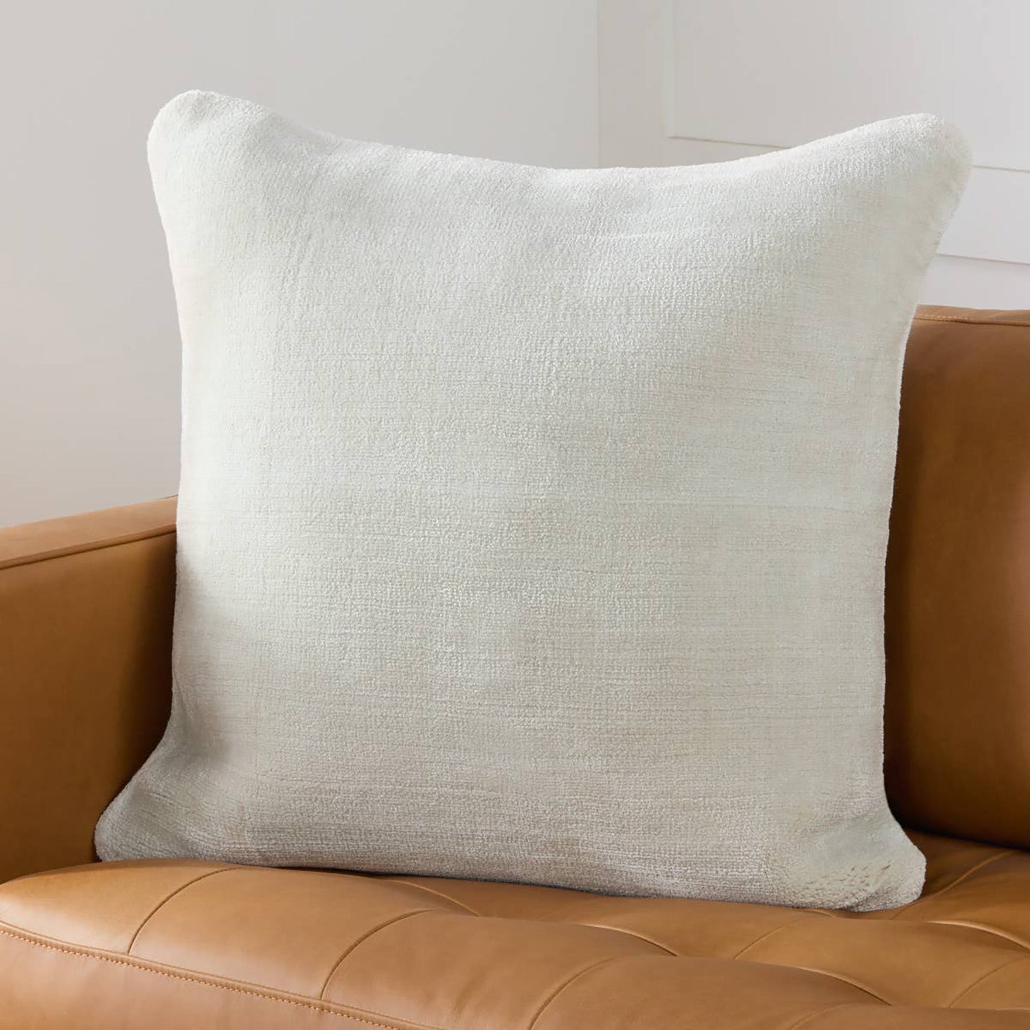 Jaipur Living Allura Illumine Mariana Throw Pillow - Thumbnail 4