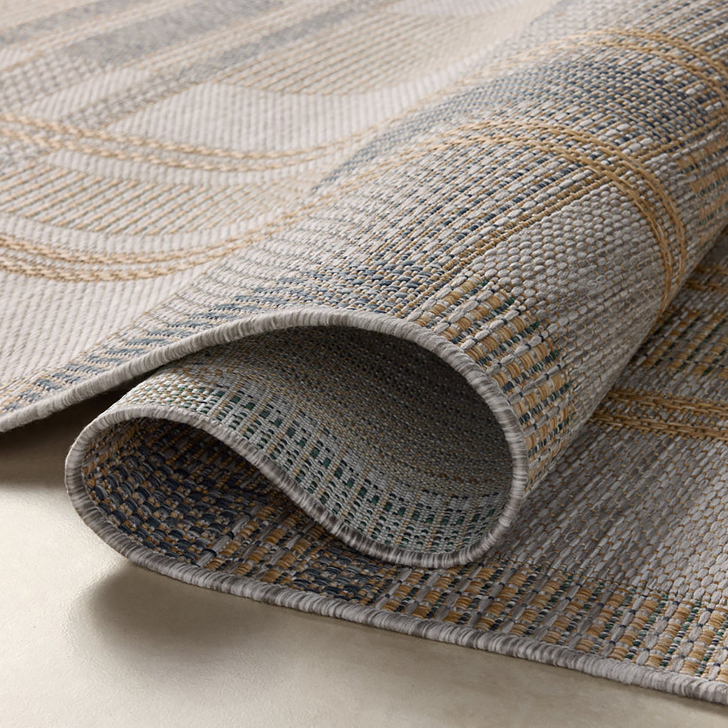 Loloi Birch Bone/Gold Indoor/Outdoor Rug