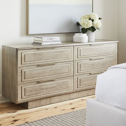 Vanguard Furniture Bowers Silverthorne 6-Drawer Chest