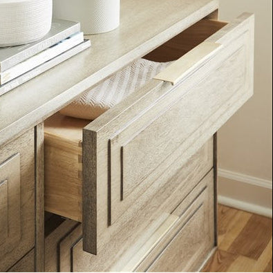 Vanguard Furniture Bowers Silverthorne 6-Drawer Chest