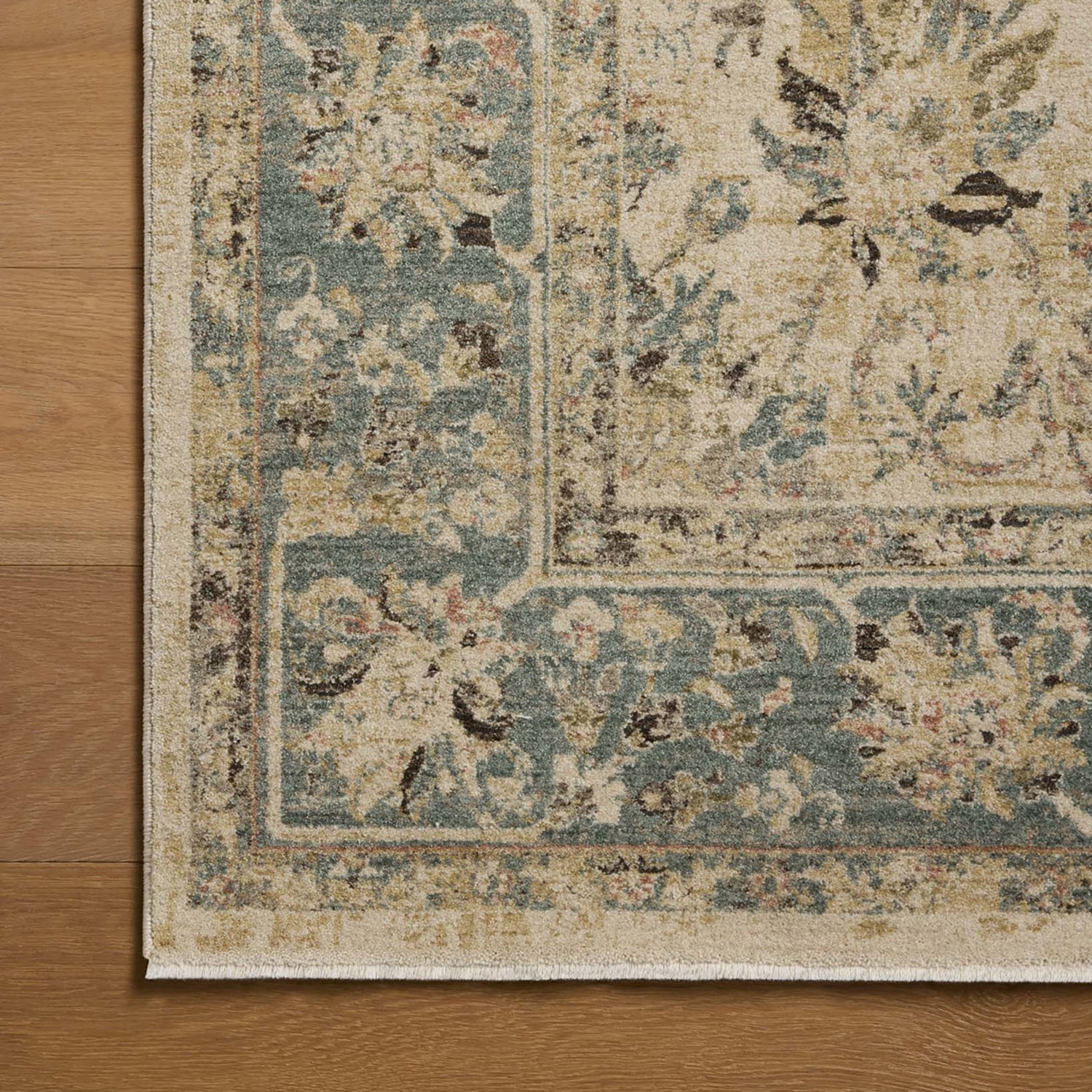 Loloi Briar Johnston Power Loomed Rug