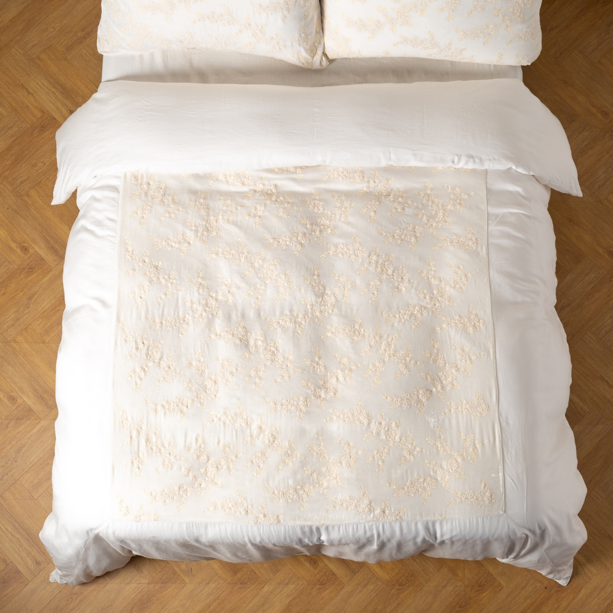 Bella Notte Lynette Luxe Duvet Cover