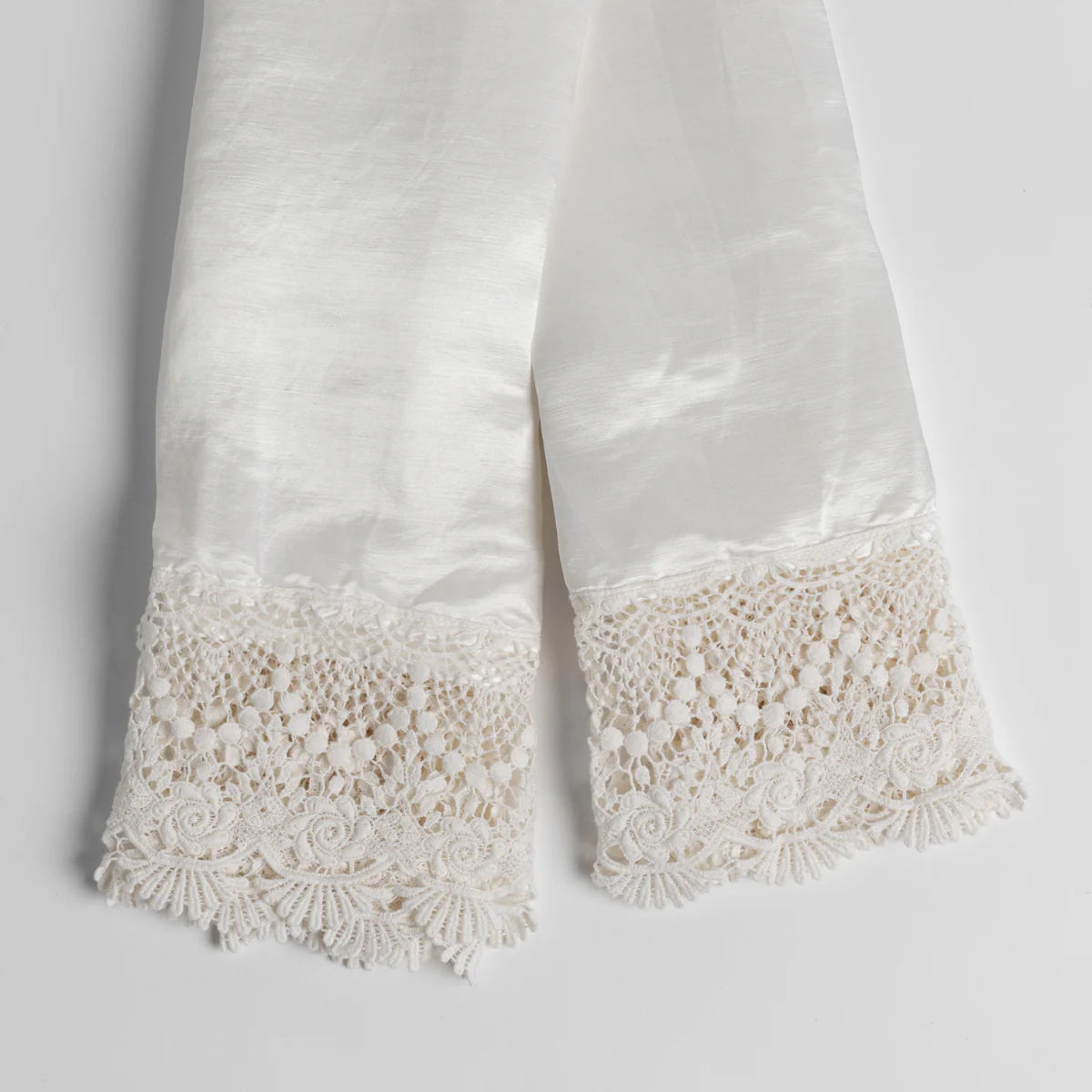 Bella Notte Paloma Mattine Pillowcase