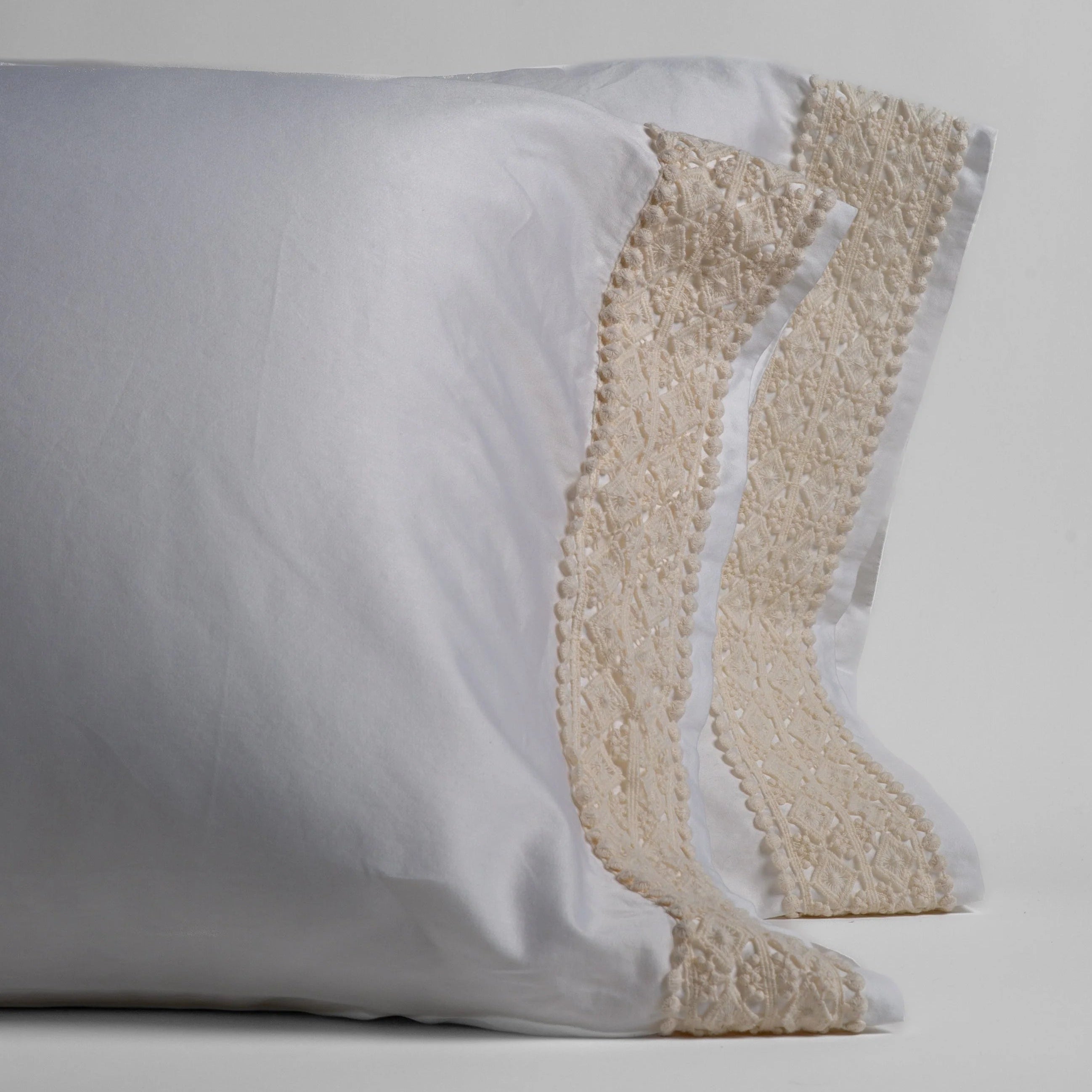 Bella Notte Bria Novola Lace Pillowcase