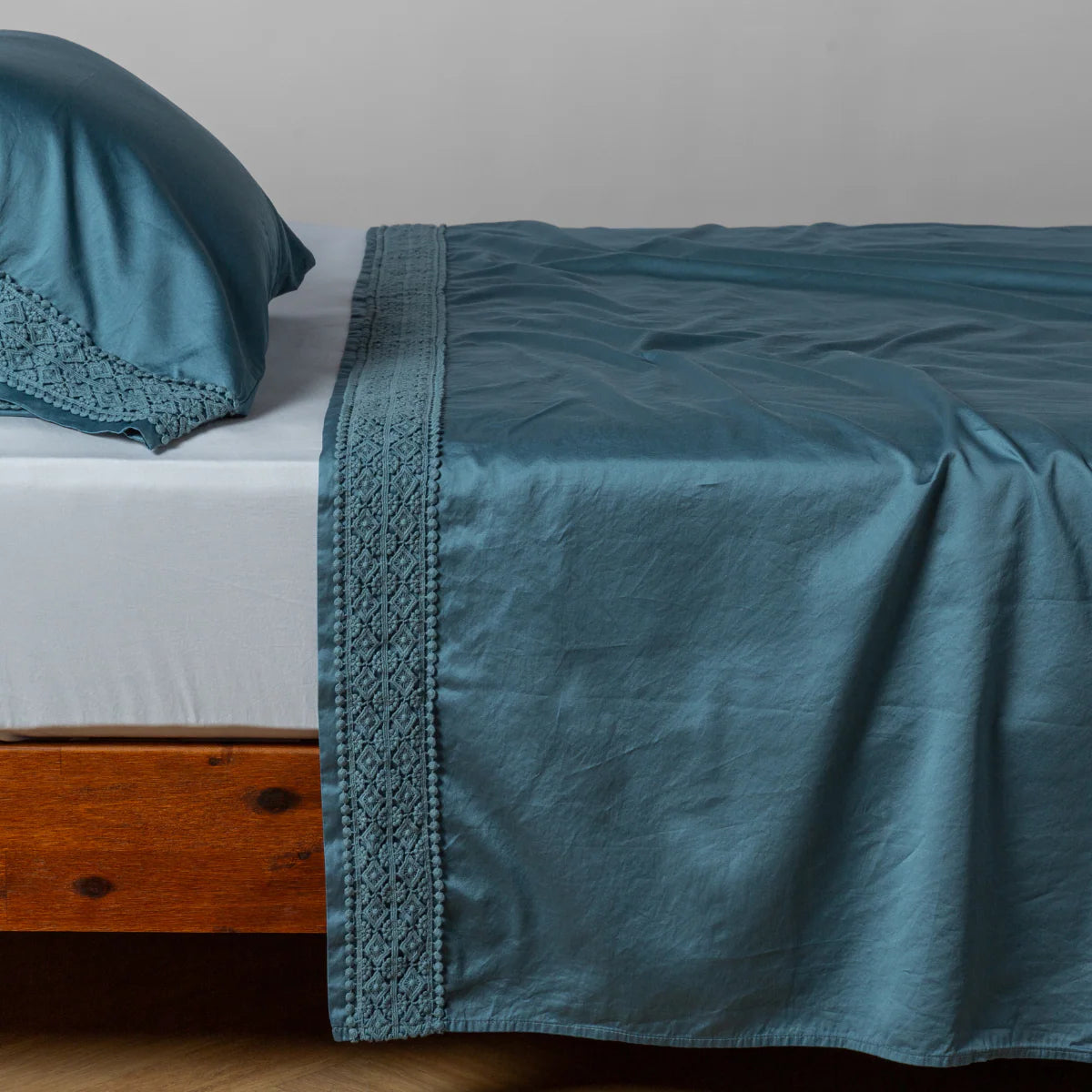Bella Notte Bria Novola Lace Flat Sheet