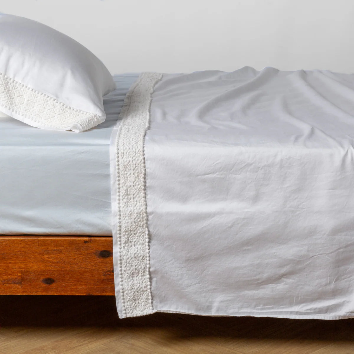 Bella Notte Bria Novola Lace Flat Sheet