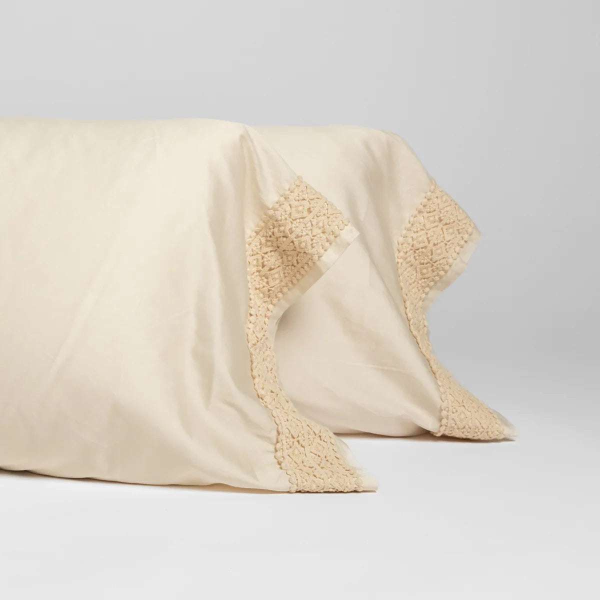Bella Notte Bria Novola Lace Pillowcase