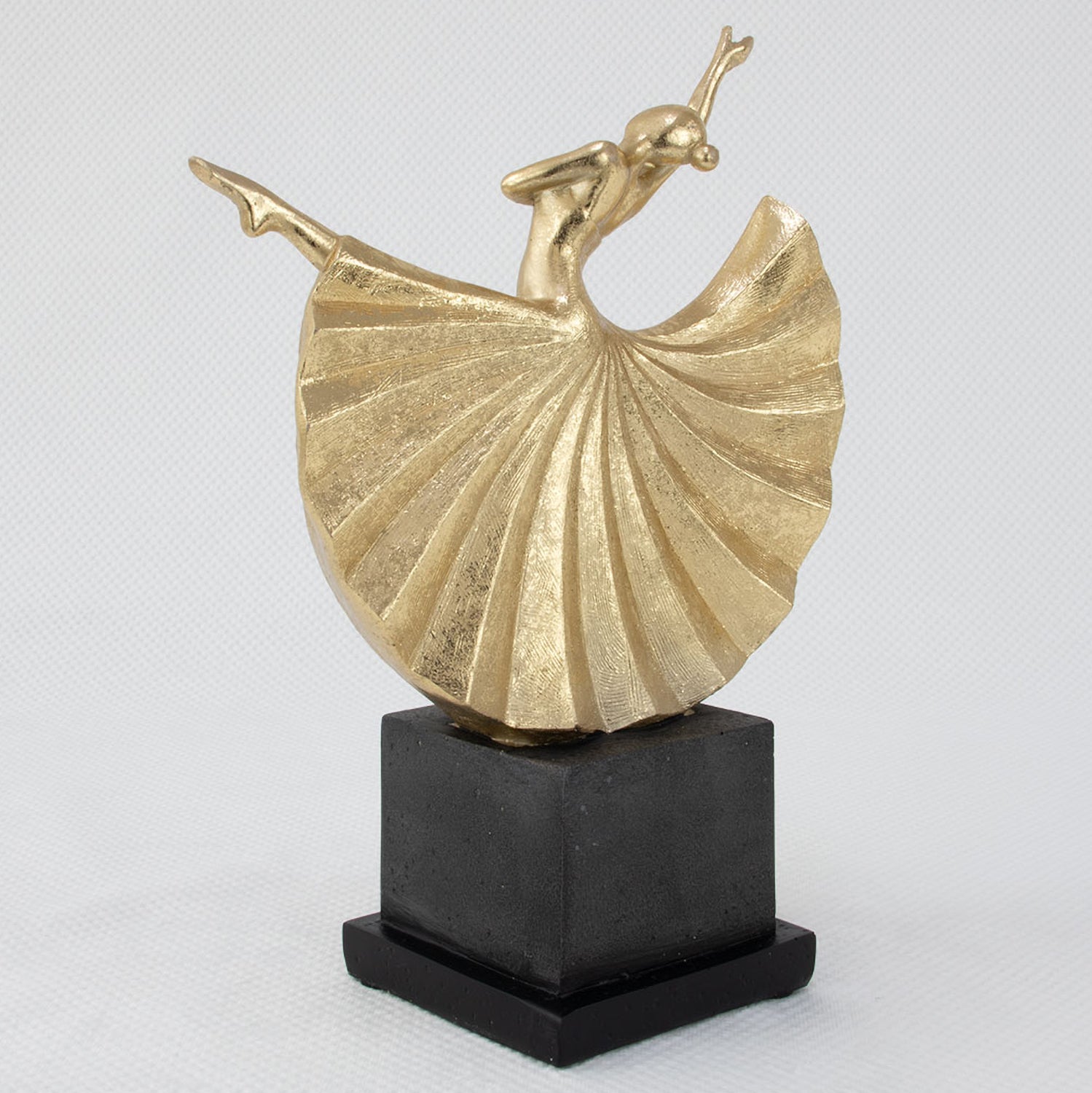 Ballet Dancer Sculpture