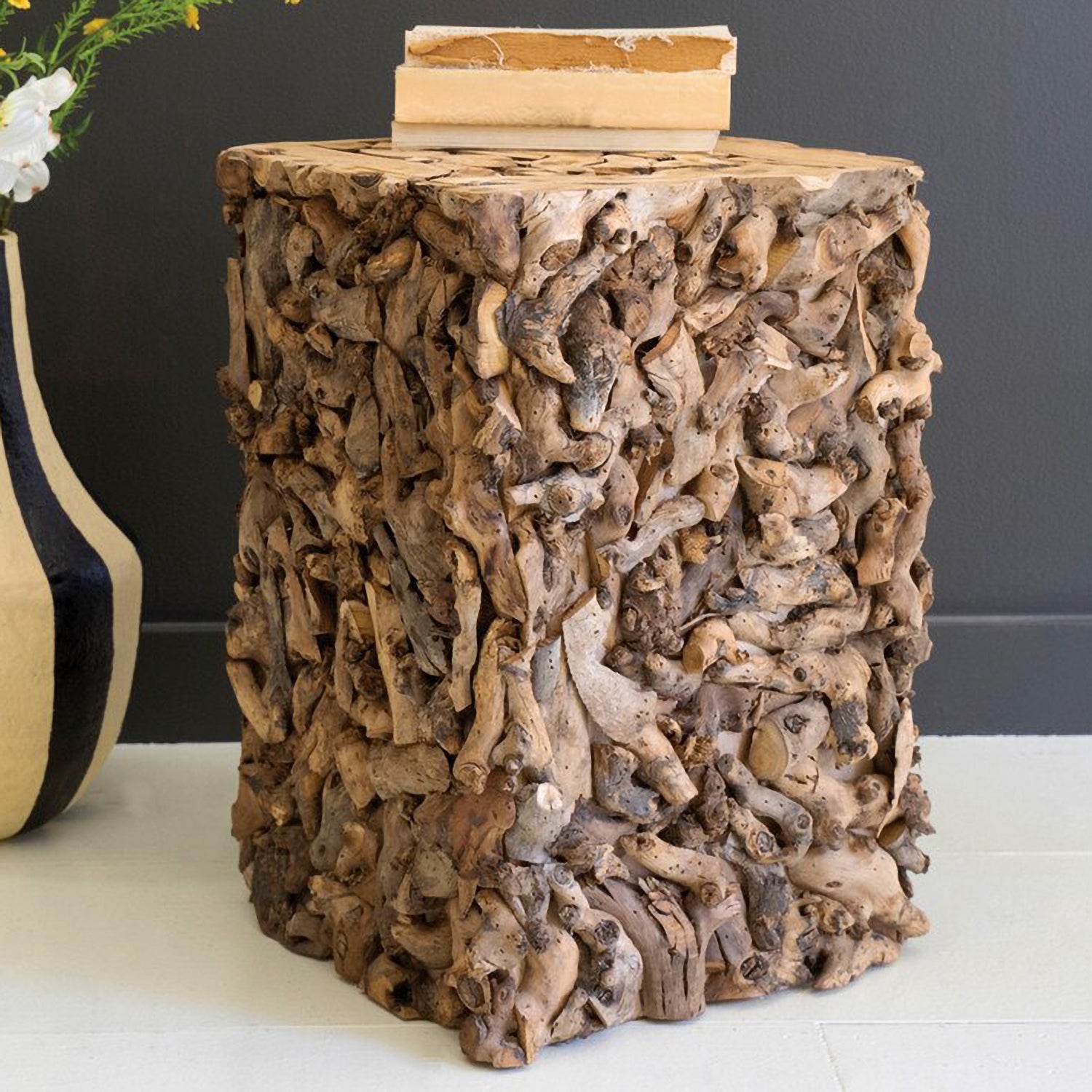 Mulberry Root Pedestal