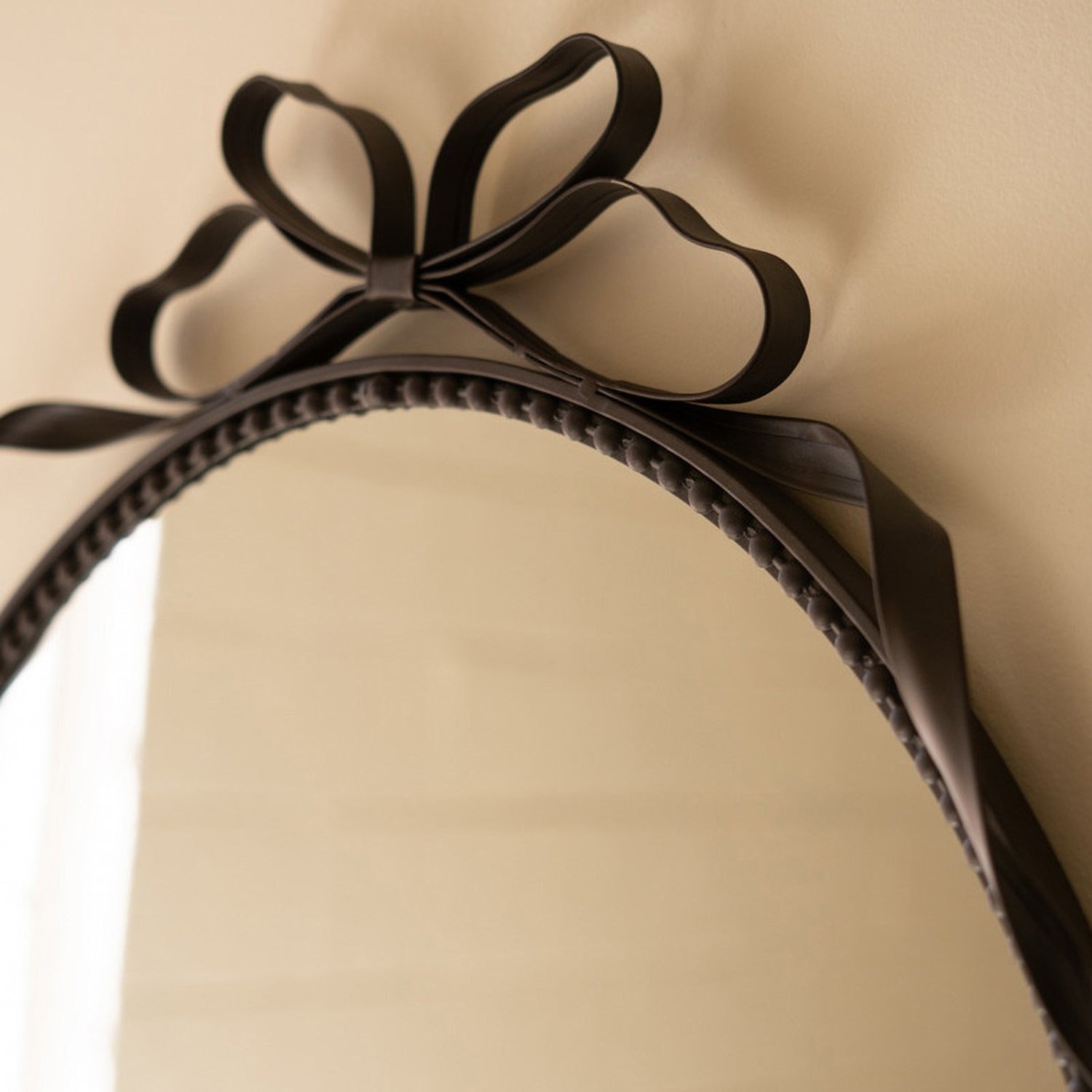 Bow Oval Wall Mirror