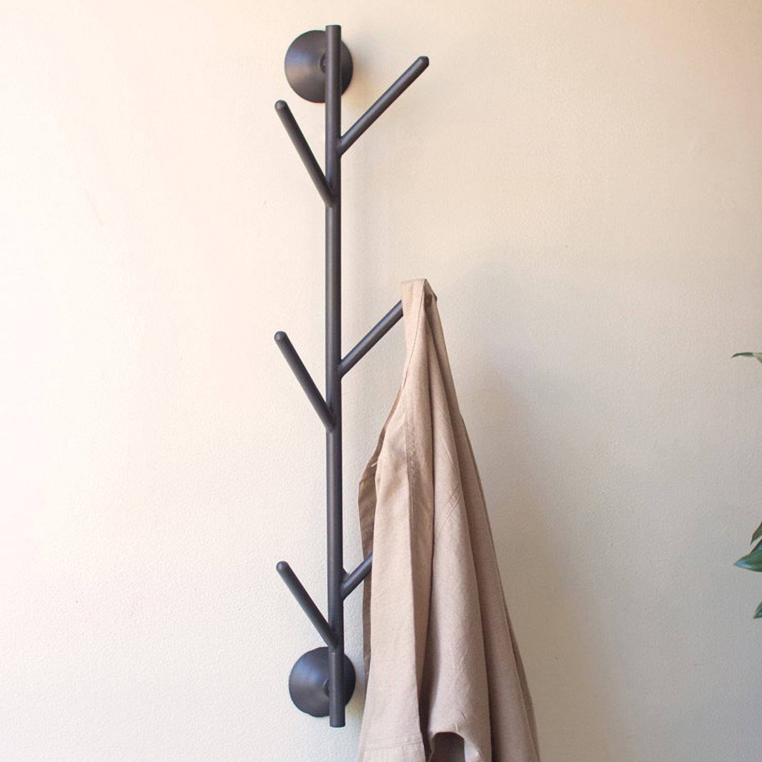 Iron Wall Coat Rack with Pegs
