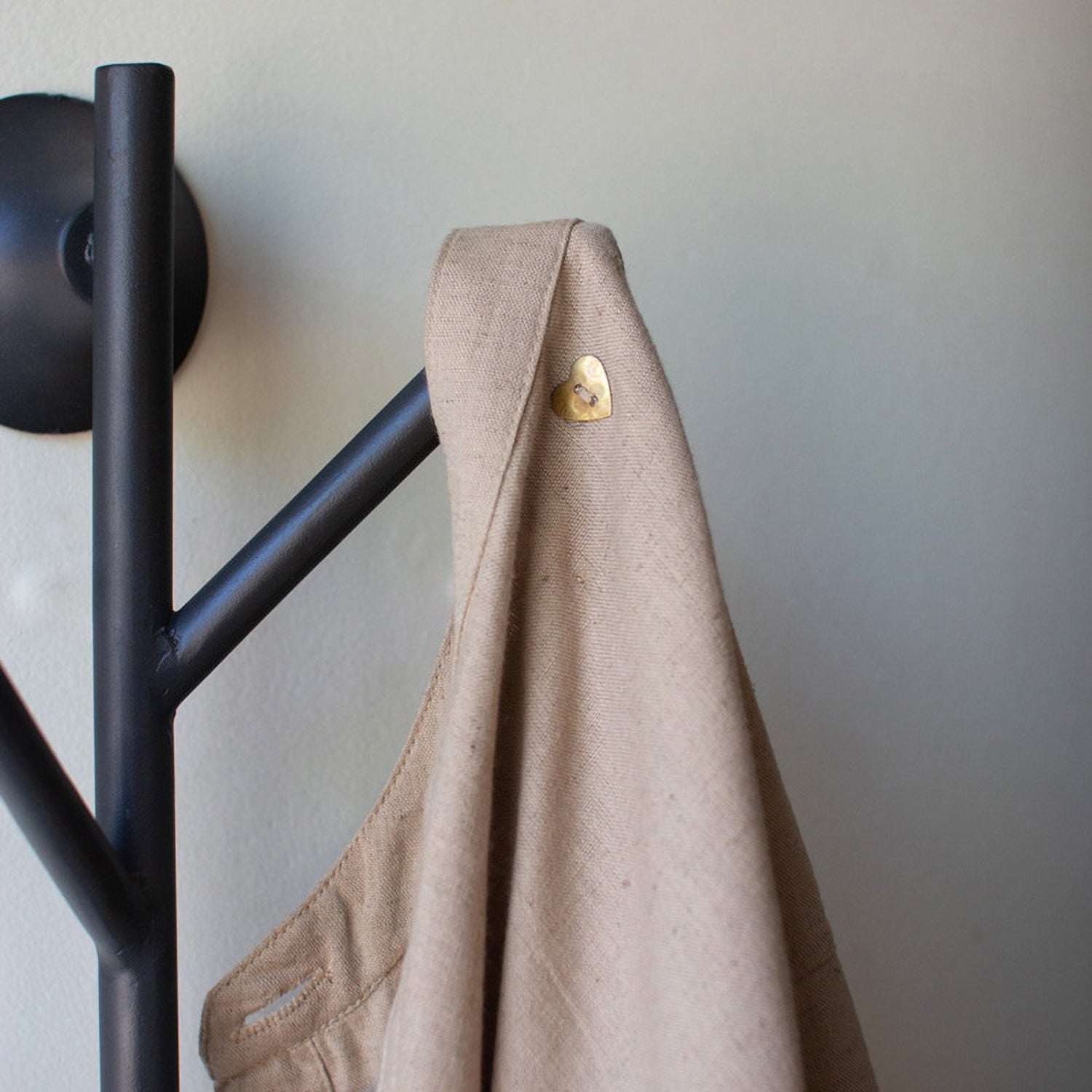 Iron Wall Coat Rack with Pegs