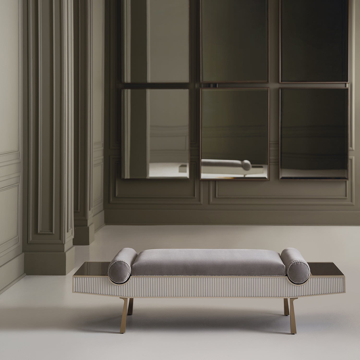 Caracole Roll Play Champagne Bench