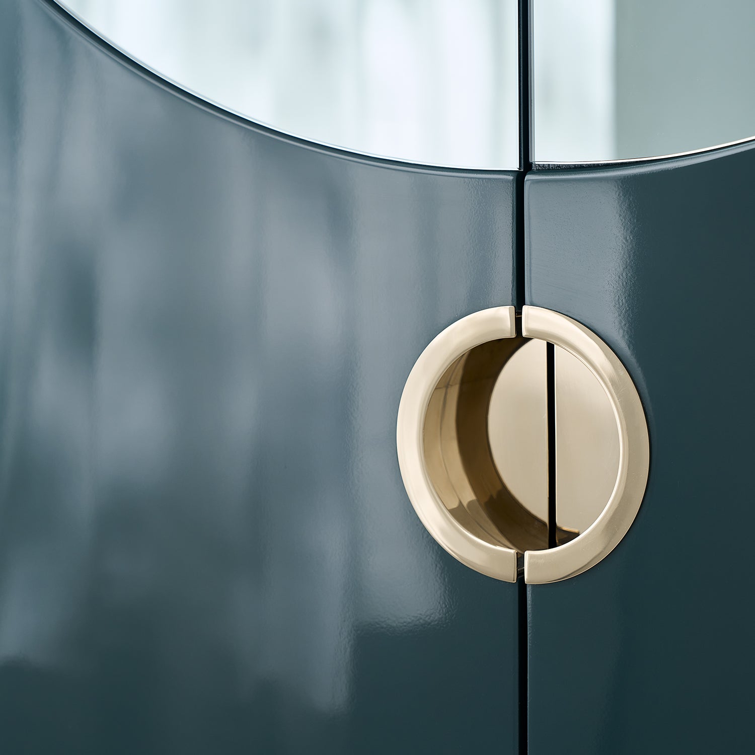 Caracole Gelee Apatite Armoire