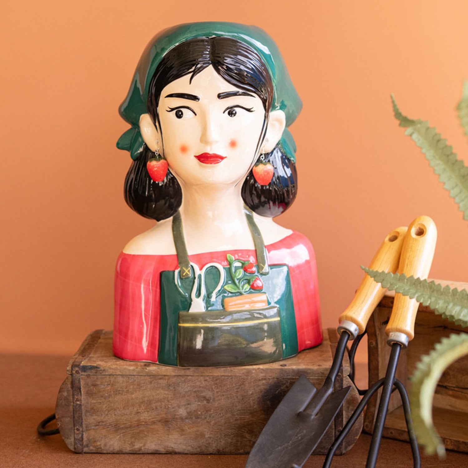 Ceramic Gardner Woman Vase