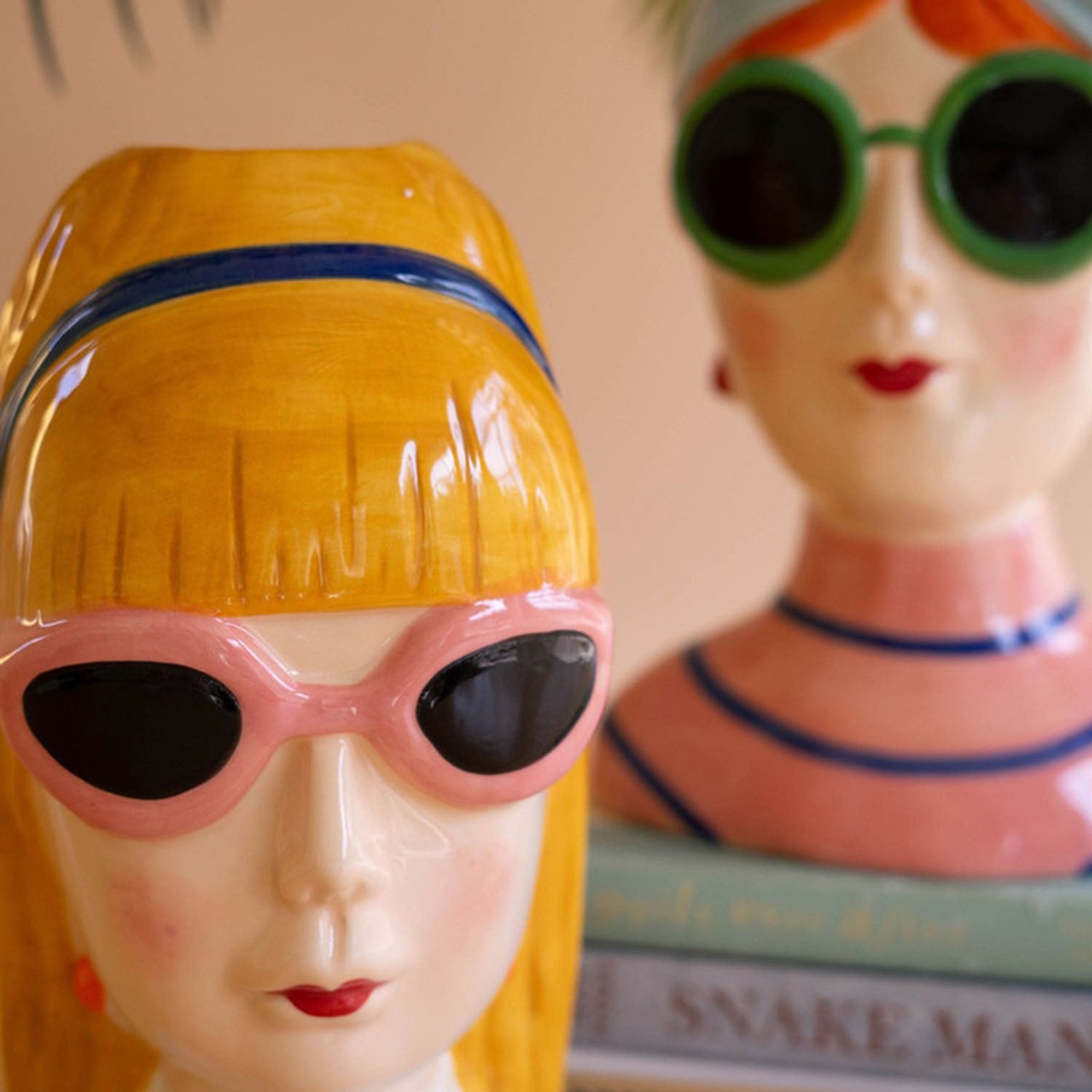 Lady with Sunglasses Set of 2