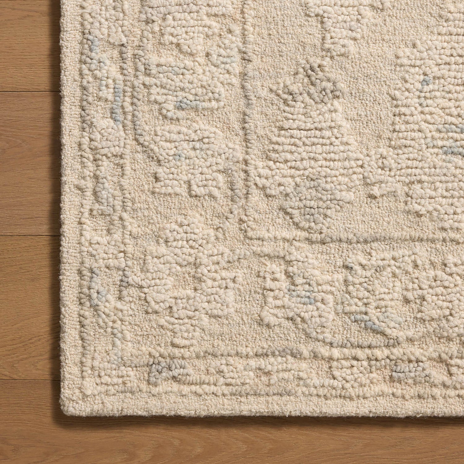 Loloi Cynthia Ivory/Sky Hand Tufted Rug