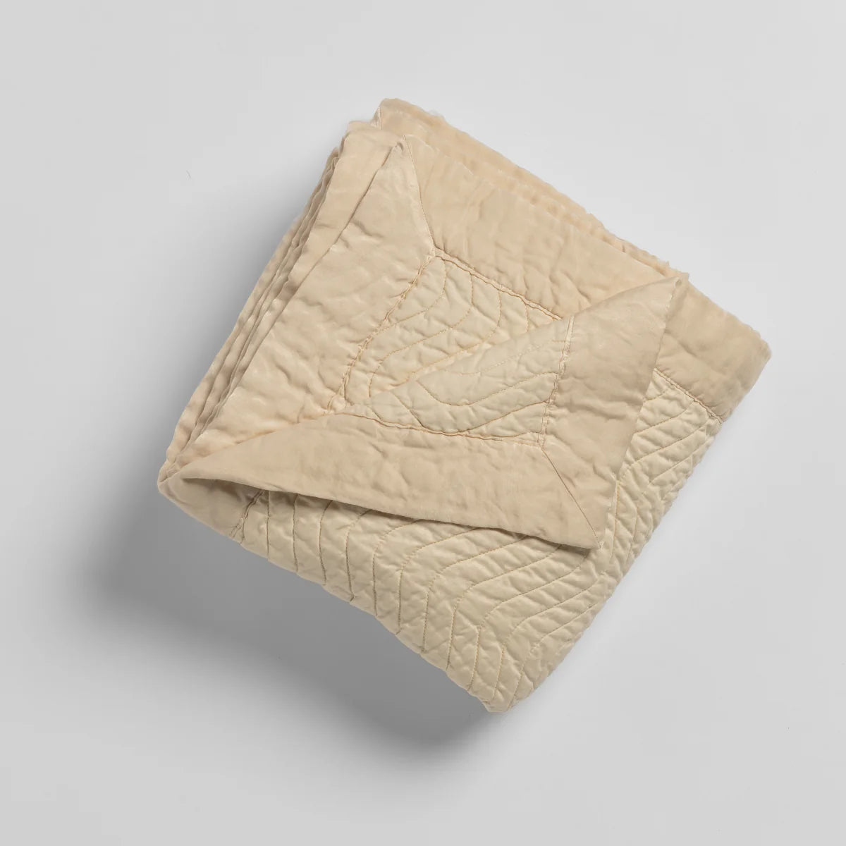 Bella Notte Cirillo Throw Blanket