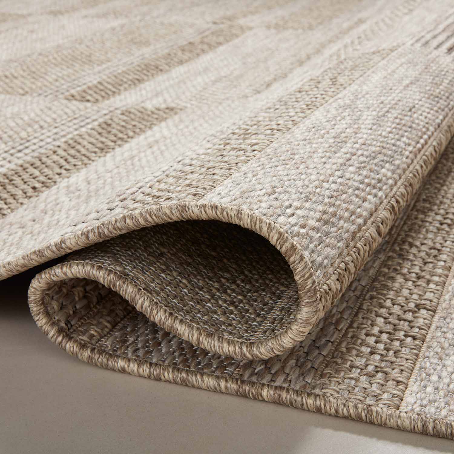 Loloi Dawn Natural Carl Indoor/Outdoor Rug