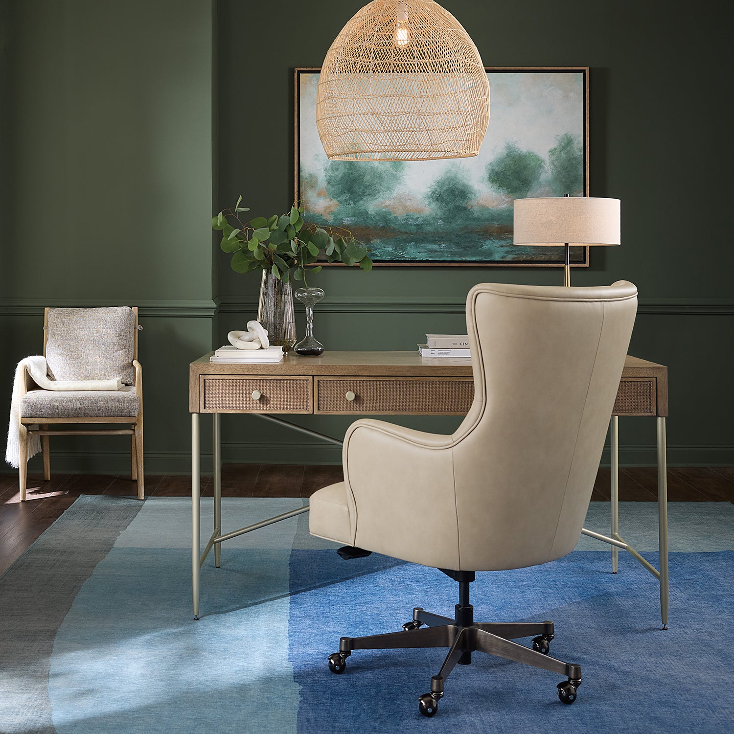 Hooker Furniture Lazzaro Executive Tilt Swivel Chair