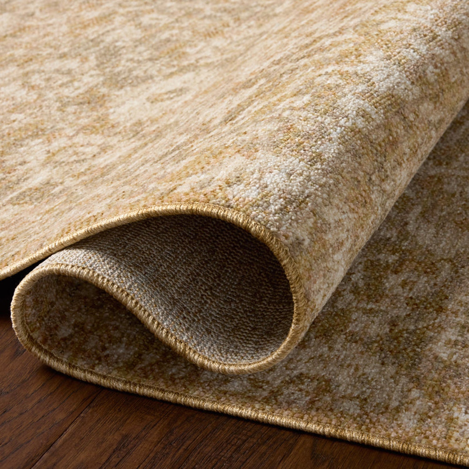 Loloi Elora Gold/Natural Power Loomed Rug