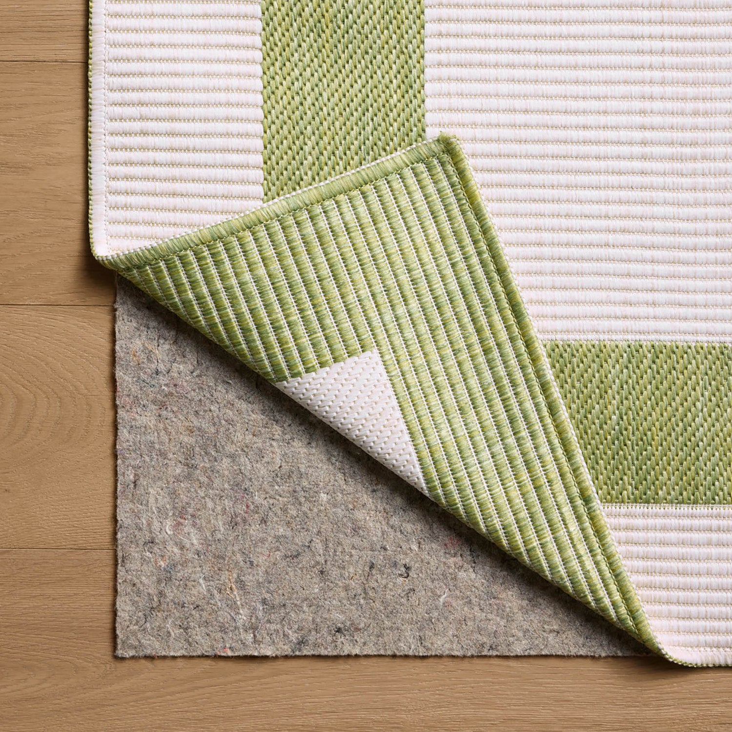Loloi Easton Green/Ivory Indoor/Outdoor Rug