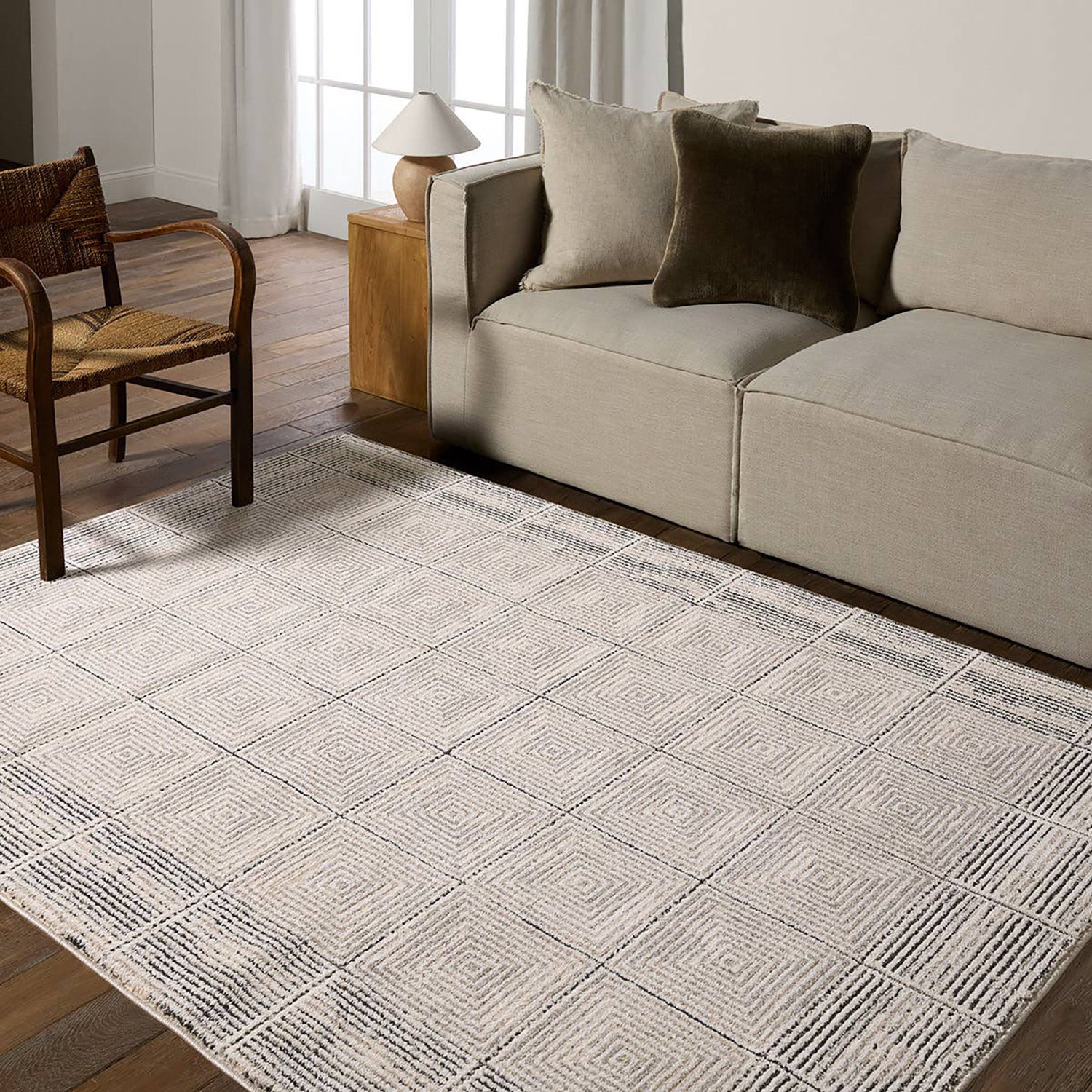 Jaipur Living Eva Quadrant Power Loomed Rug