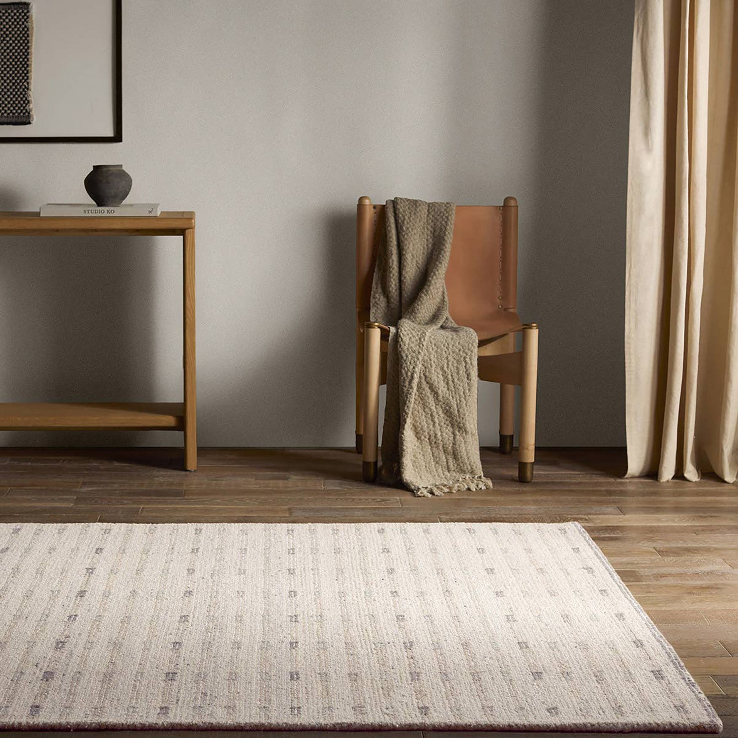 Label J by Jaipur Living Finnigan Aiker Hand Tufted Rug