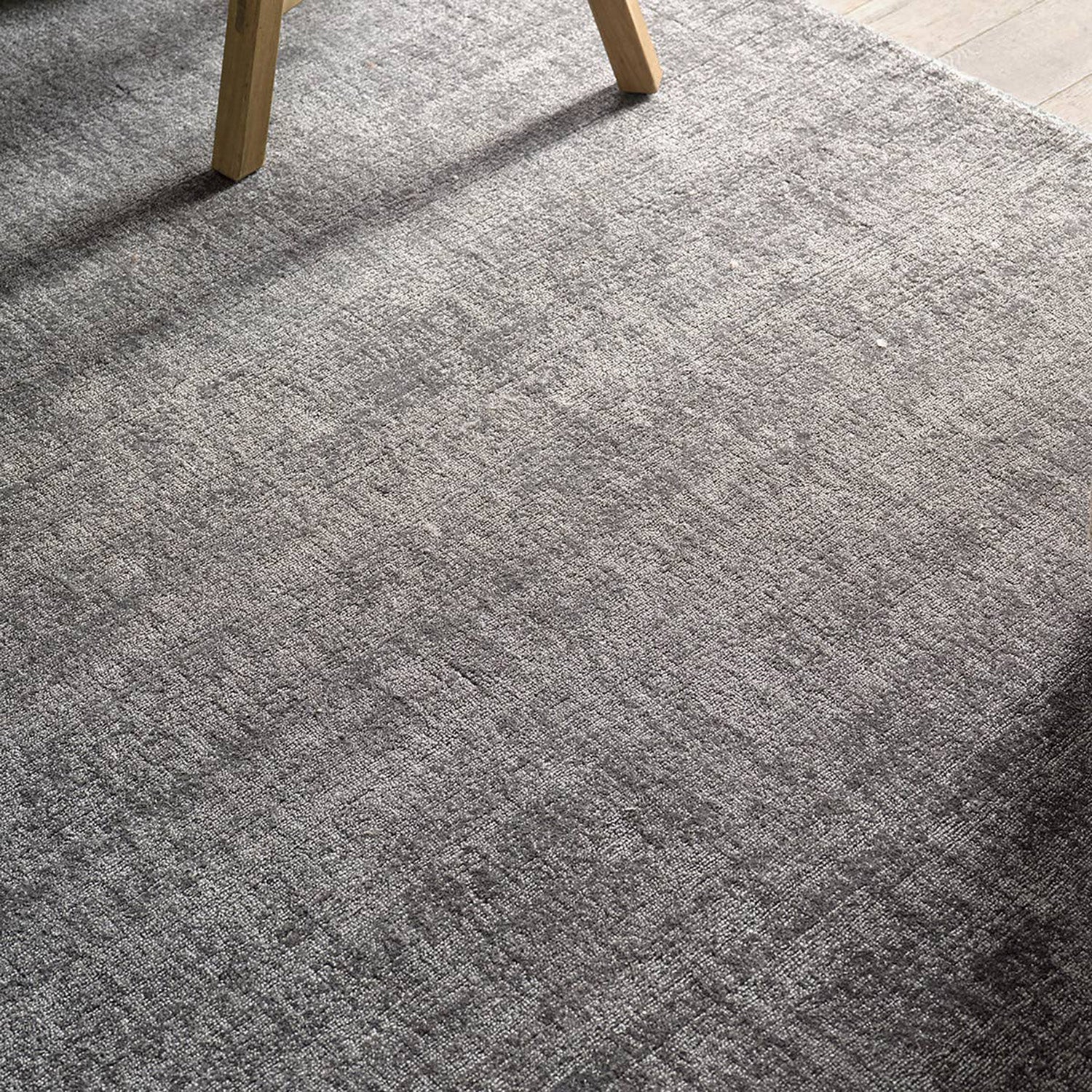 Jaipur Living Fletcher Arcus Solid Handwoven Rug