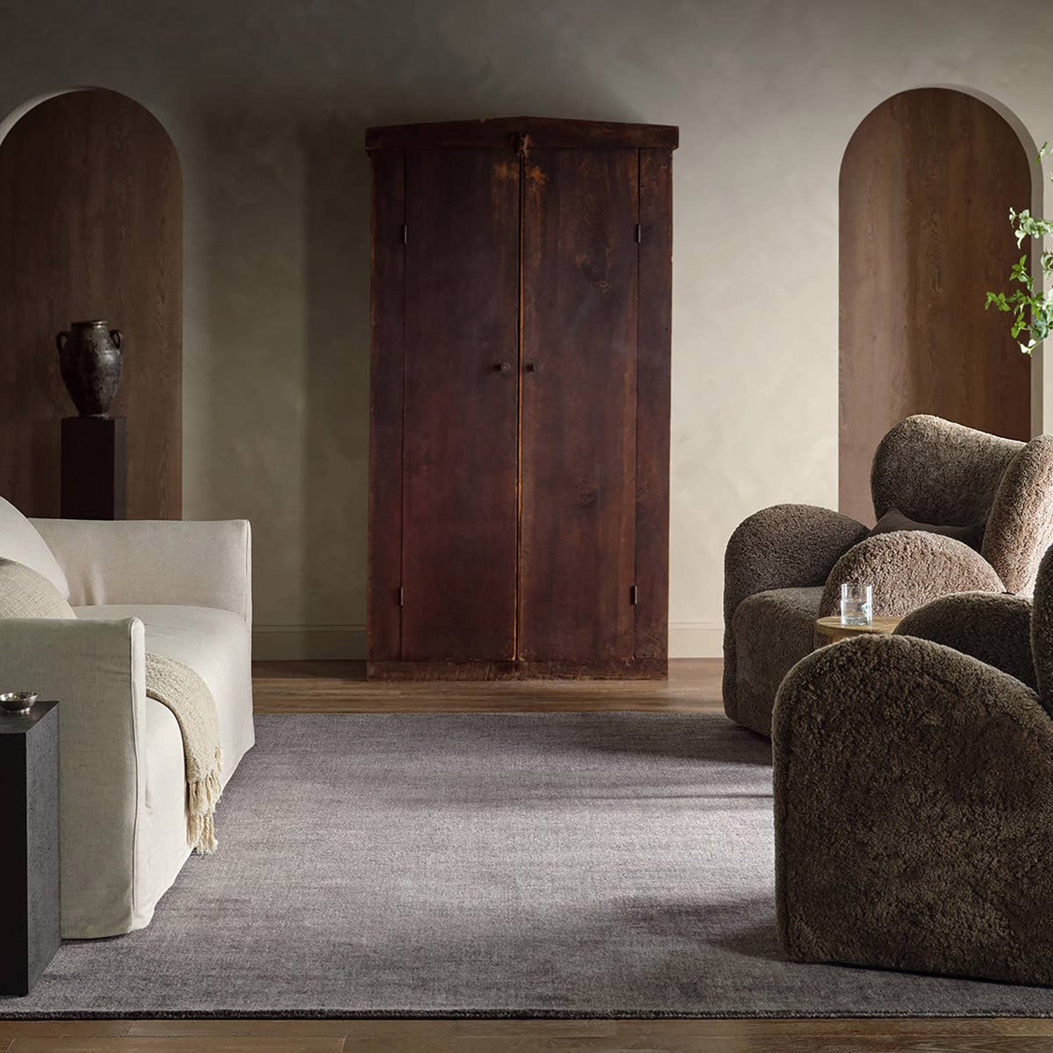 Jaipur Living Fletcher Arcus Solid Handwoven Rug