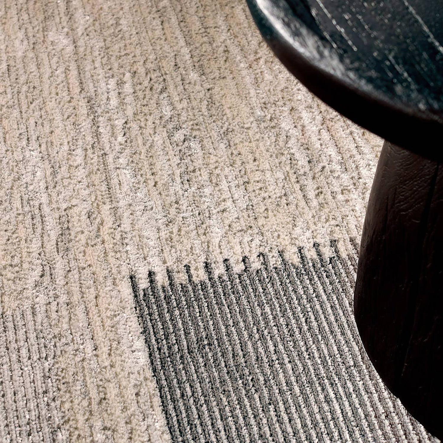 Label J by Jaipur Living Gallium Bismuth Power Loomed Rug