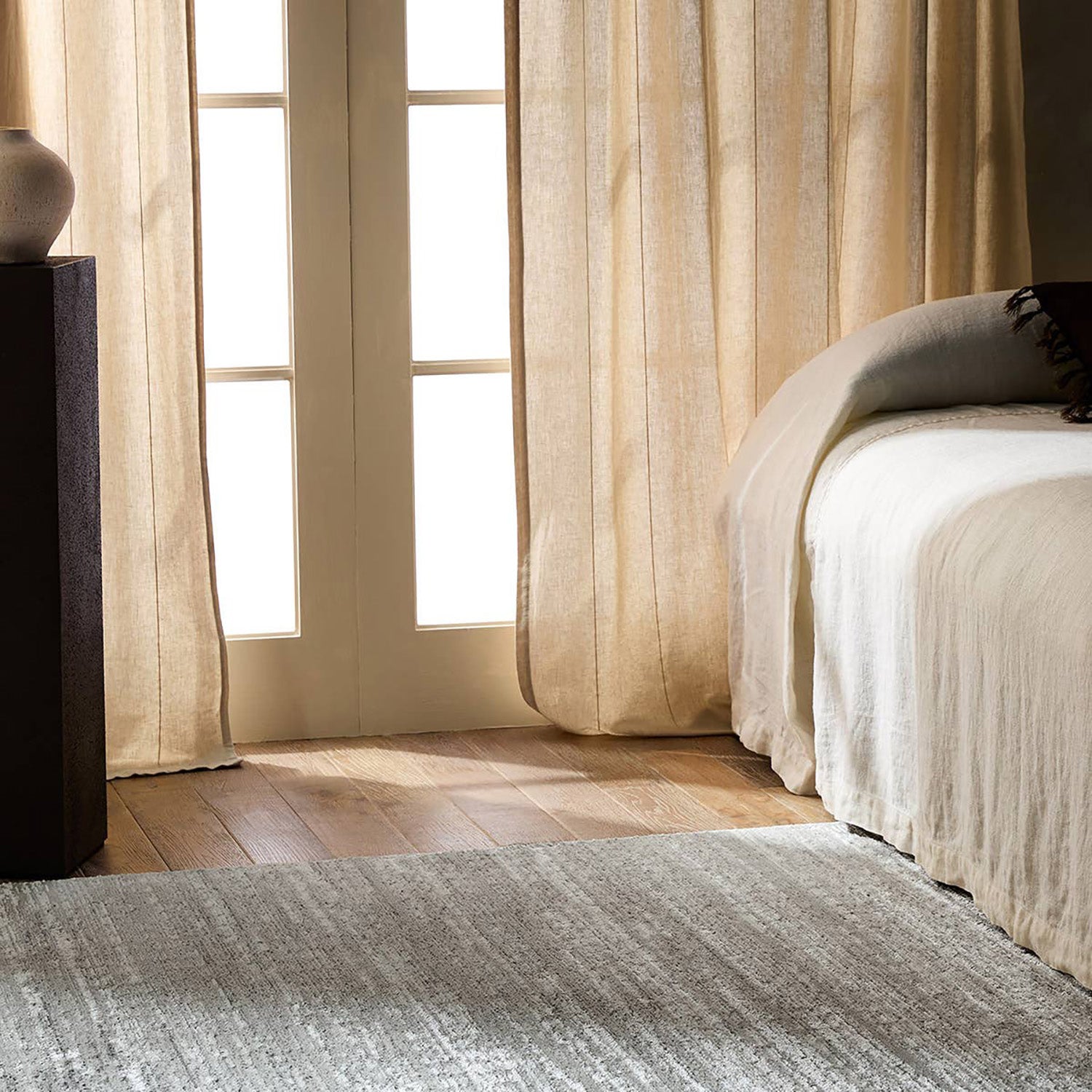 Label J by Jaipur Living Gallium Tungsten Power Loomed Rug