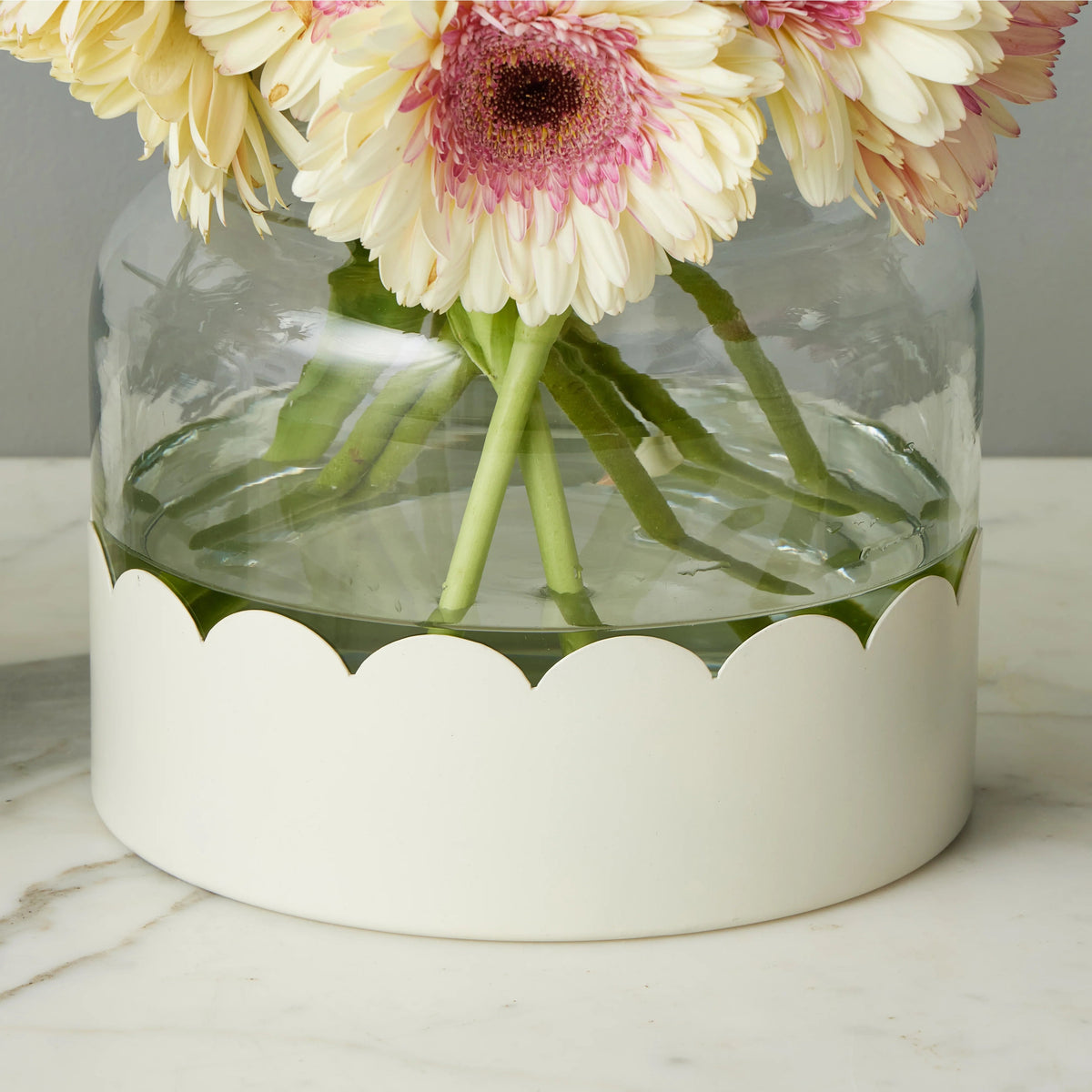 Etu Home Scalloped Bloom White Vase