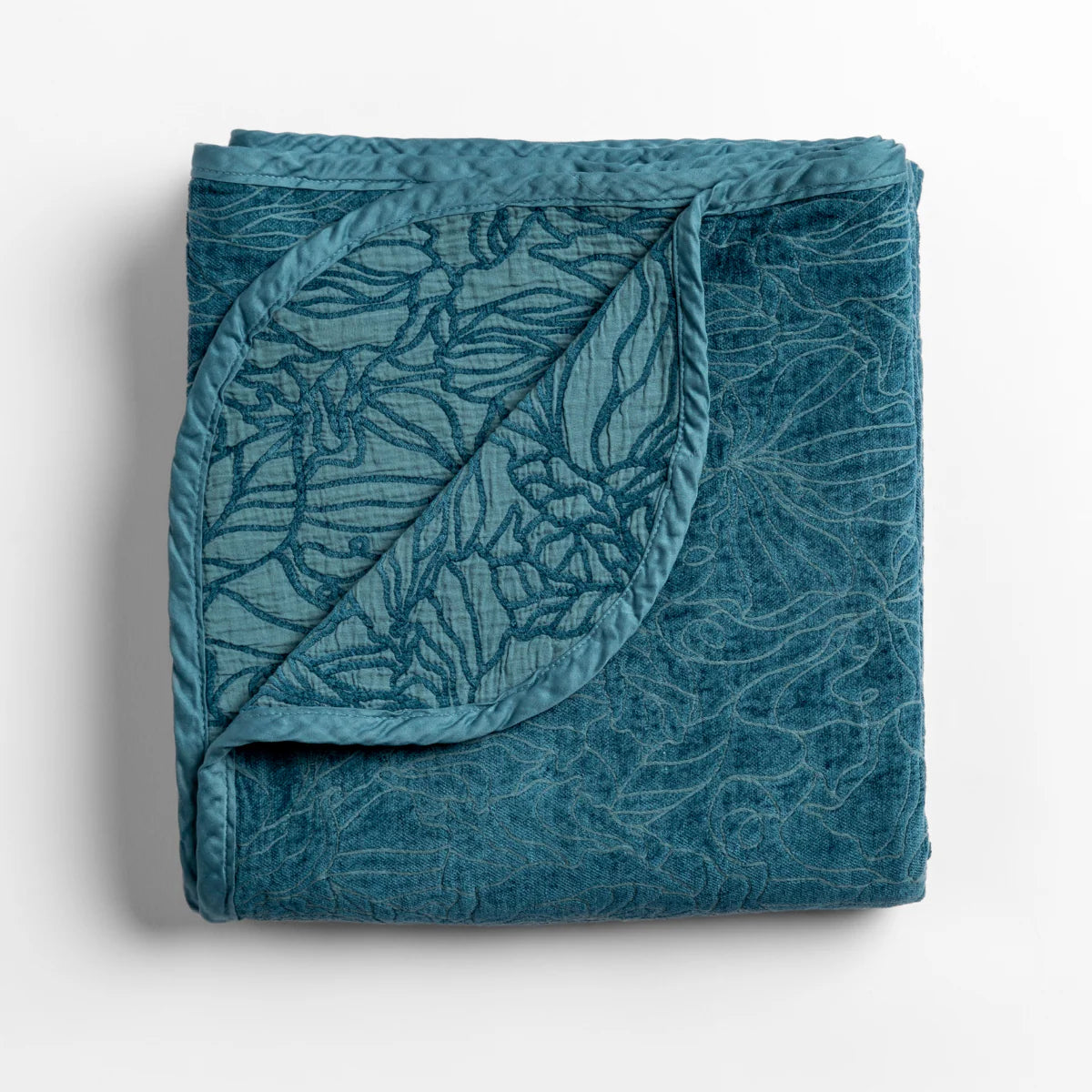 Bella Notte Georgia Throw Blanket