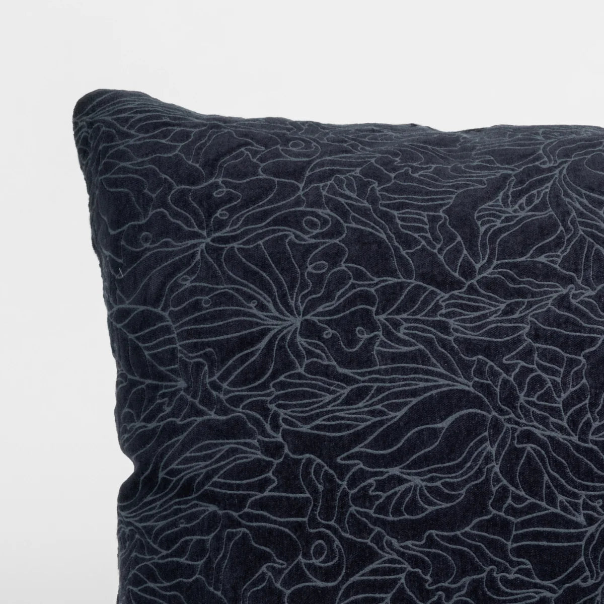 Bella Notte Georgia Throw Pillow