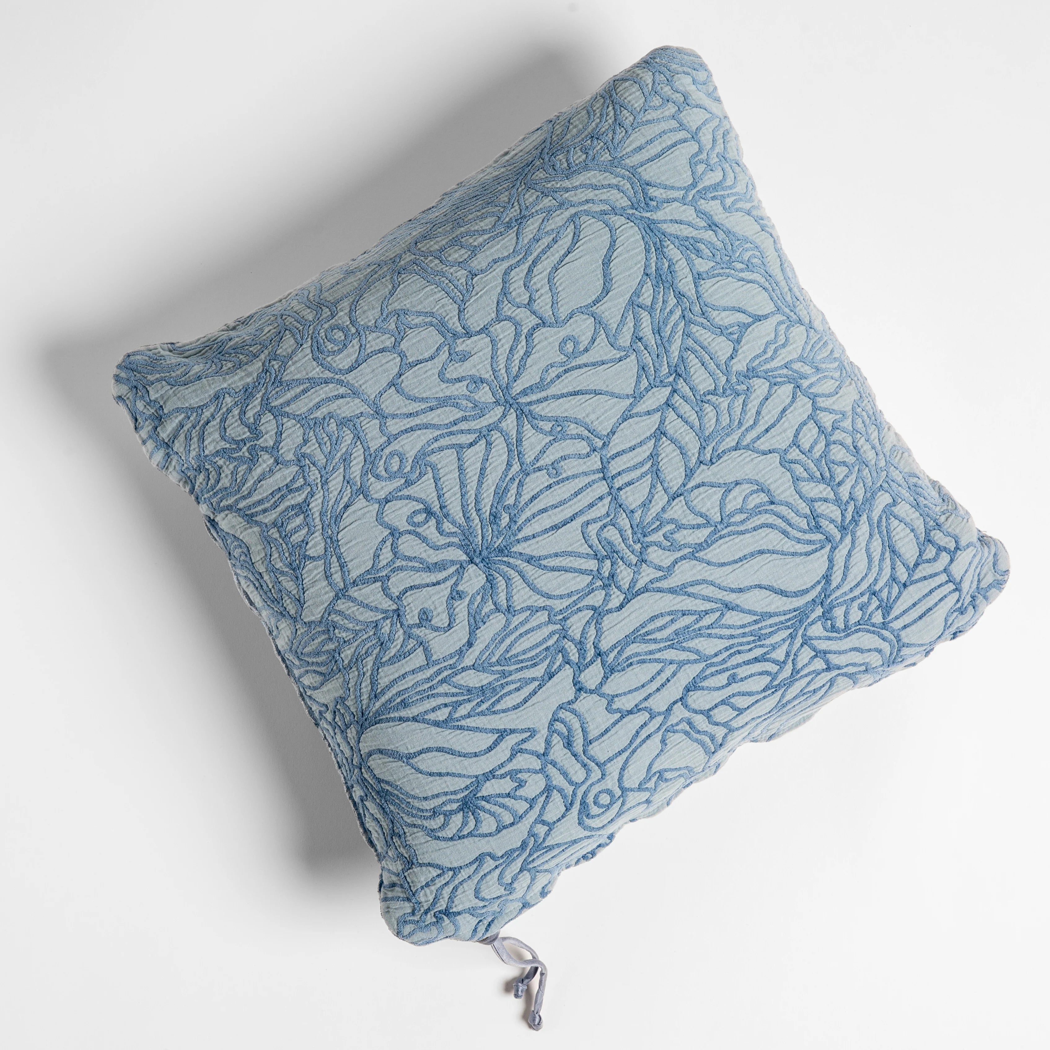 Bella Notte Georgia Throw Pillow