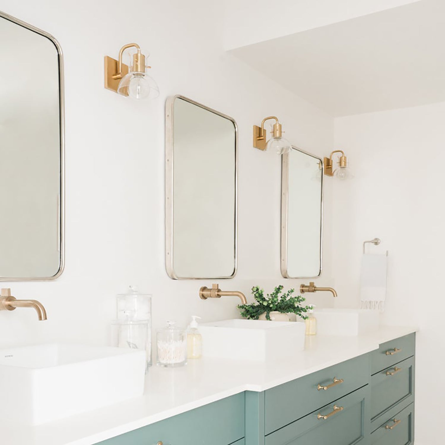 Mitzi Riley Single Bath Vanity Light - Final Sale