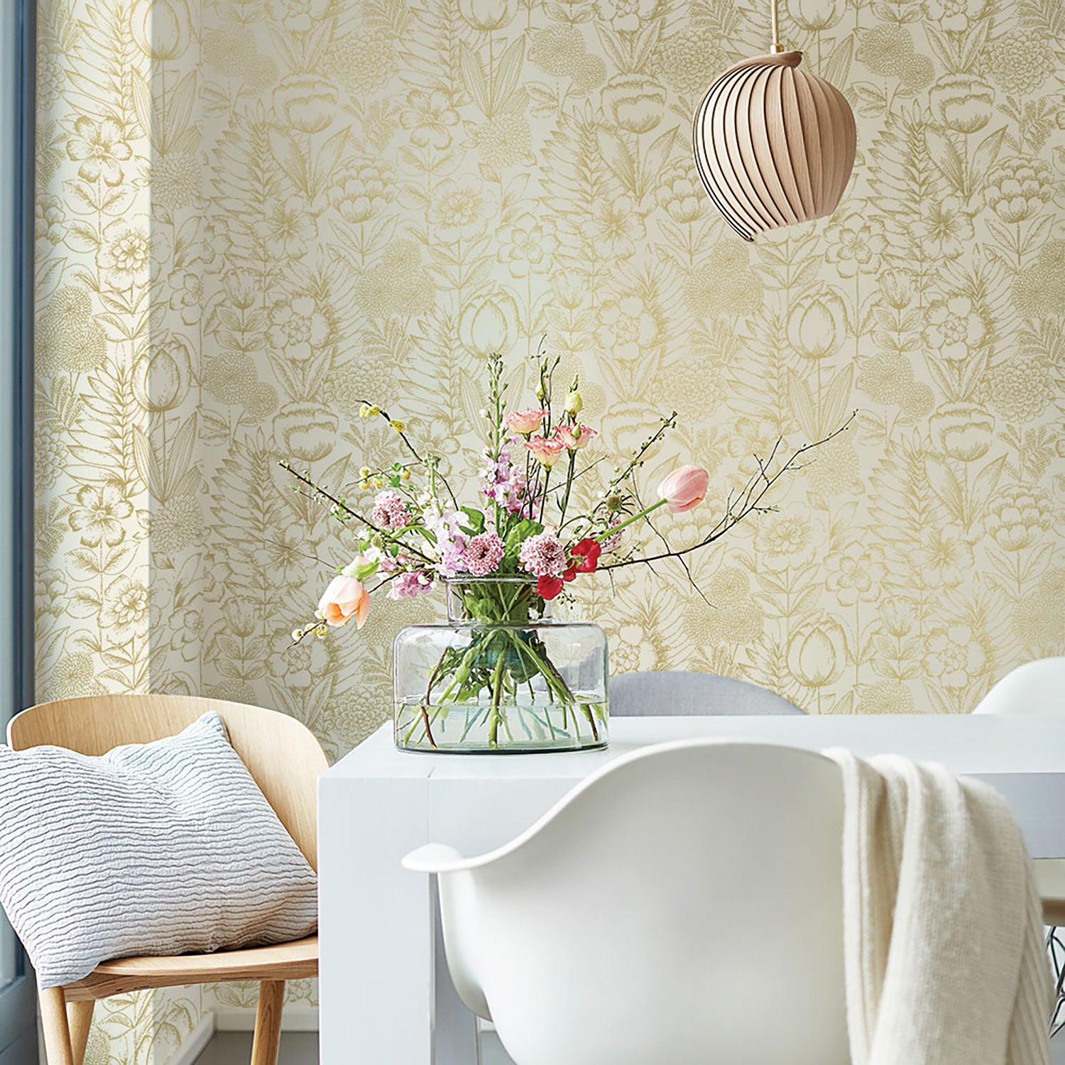 Tempaper & Co Homestead Floral Peel & Stick Wallpaper