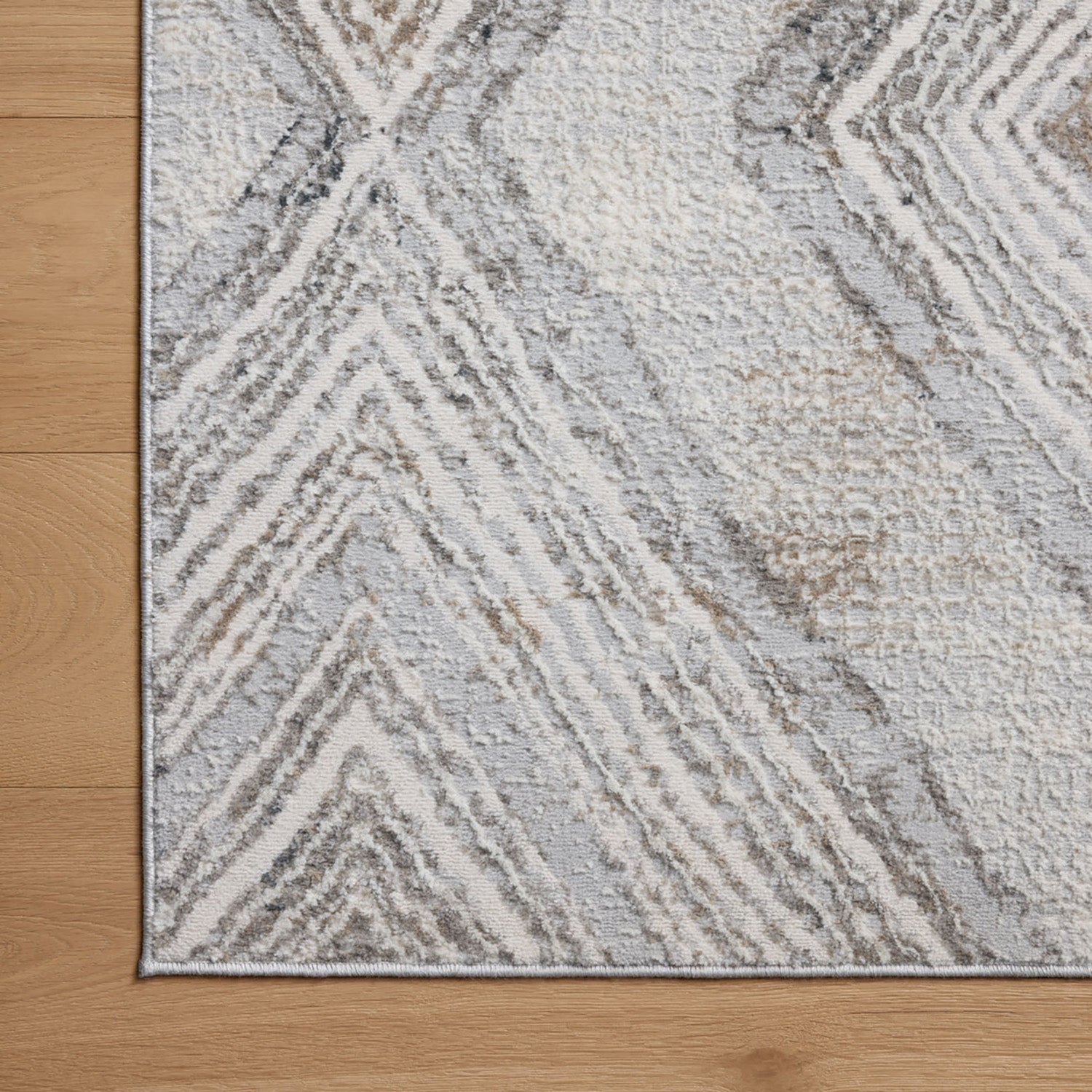 Loloi Hollis Mist/Natural Power Loomed Rug