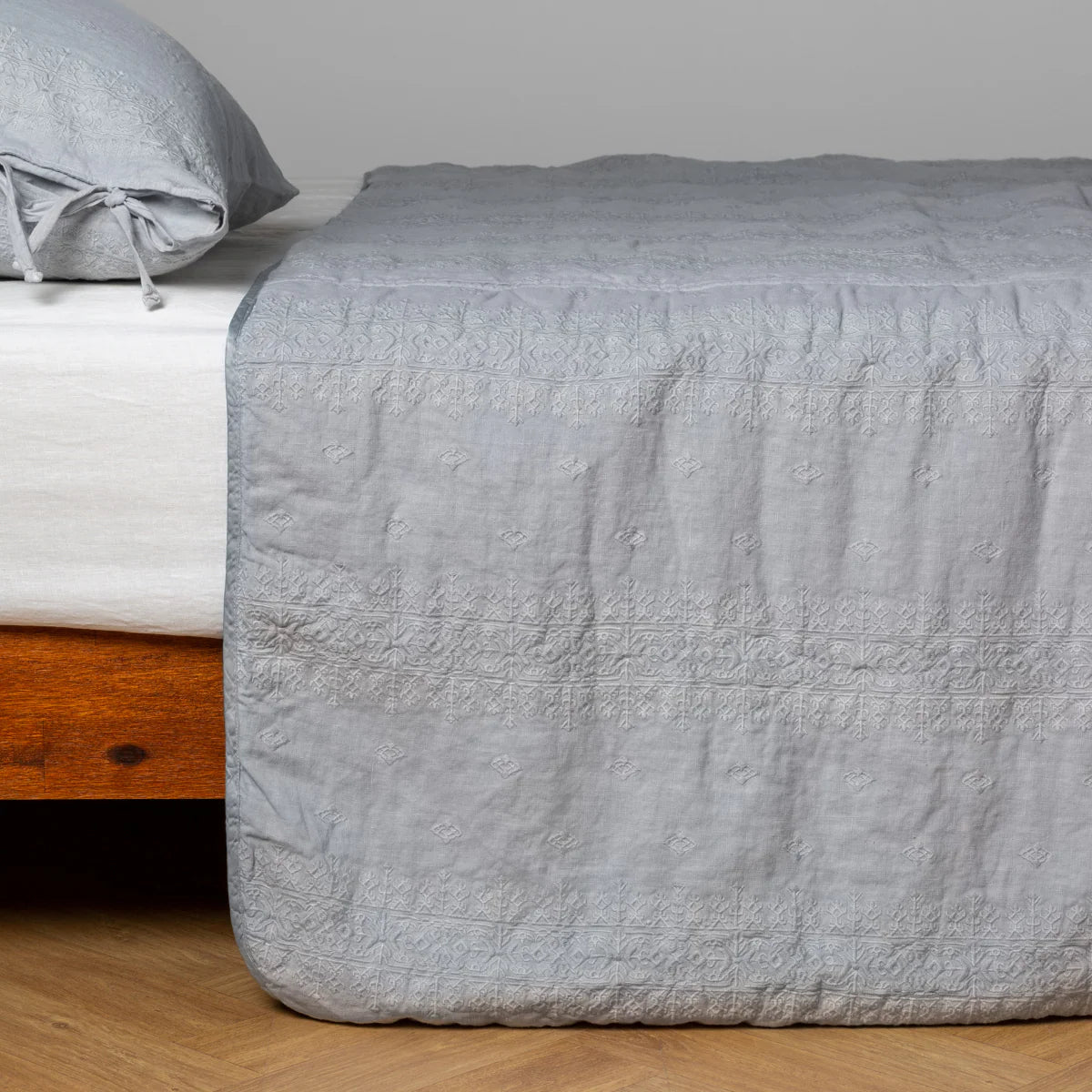 Bella Notte Ines Bedspread