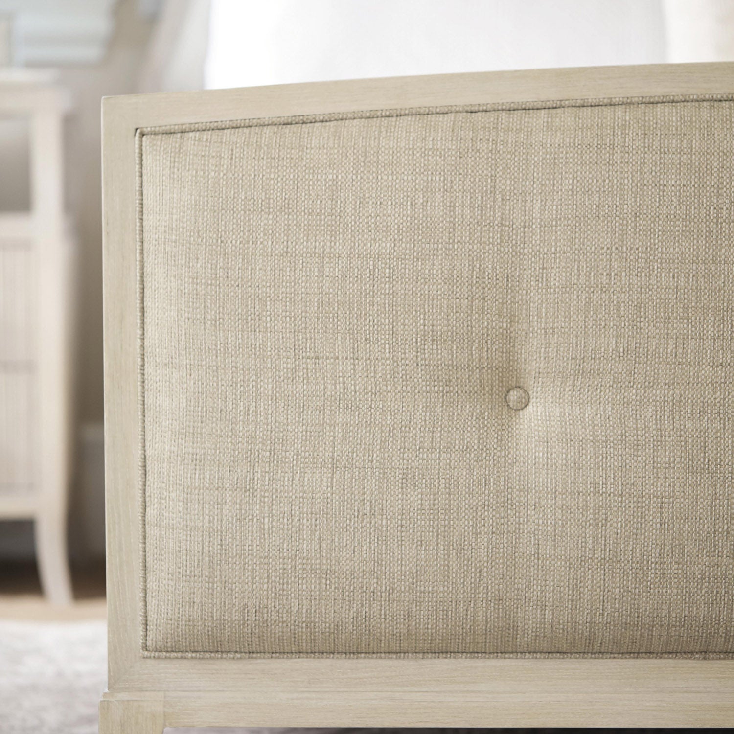 Bernhardt East Hampton King Panel Bed