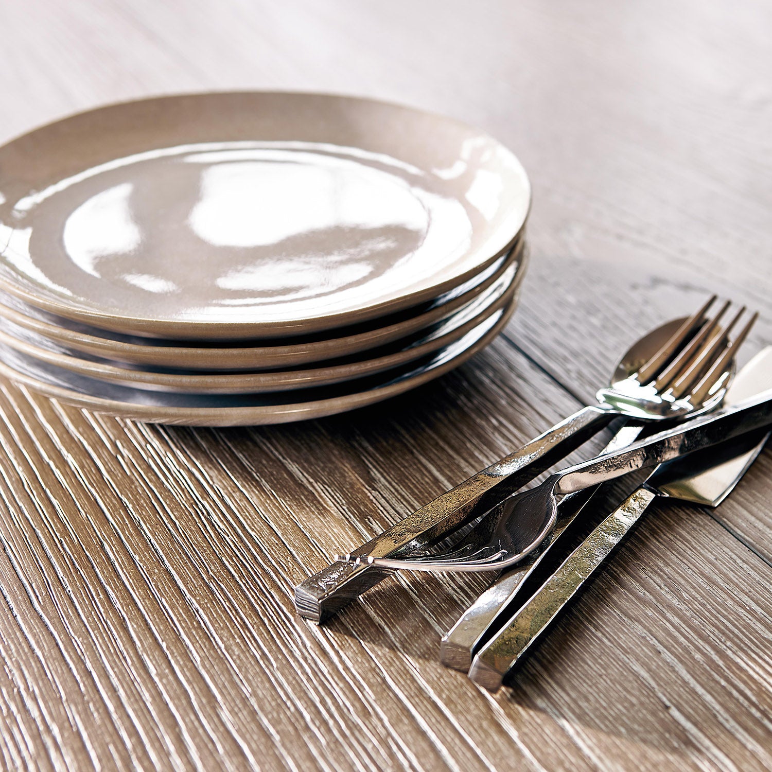 Bernhardt Aventura Dining Table