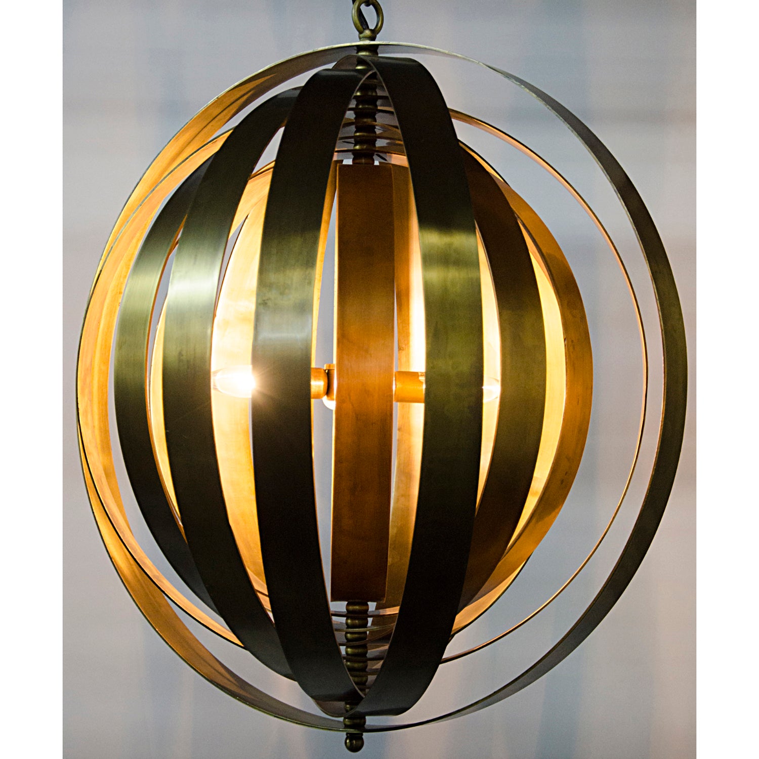 Noir Tournant Pendant