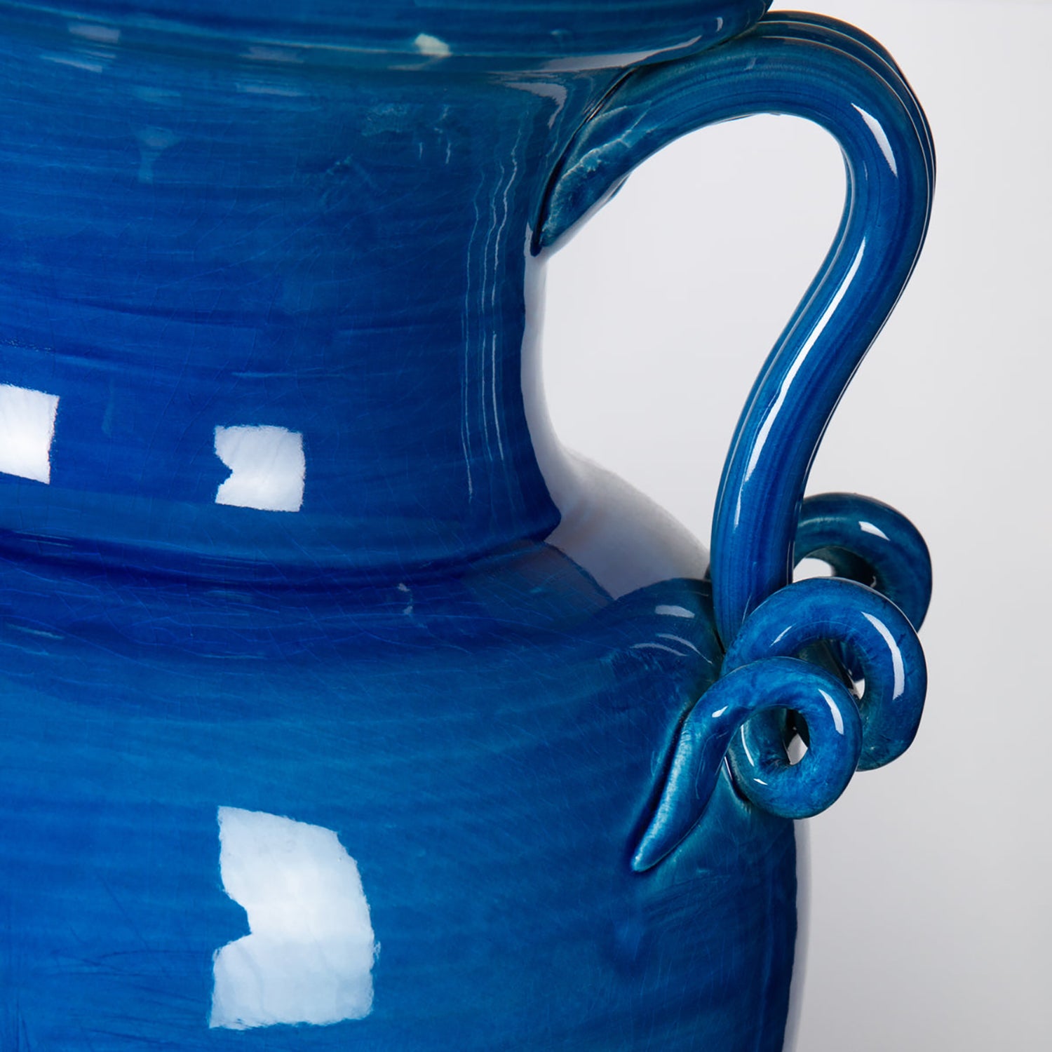 Bradburn Home Como Scroll Blue Table Lamp