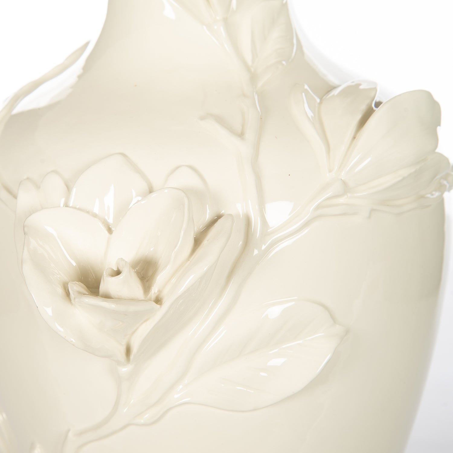 Bradburn Home Snow Magolia Couture Table Lamp